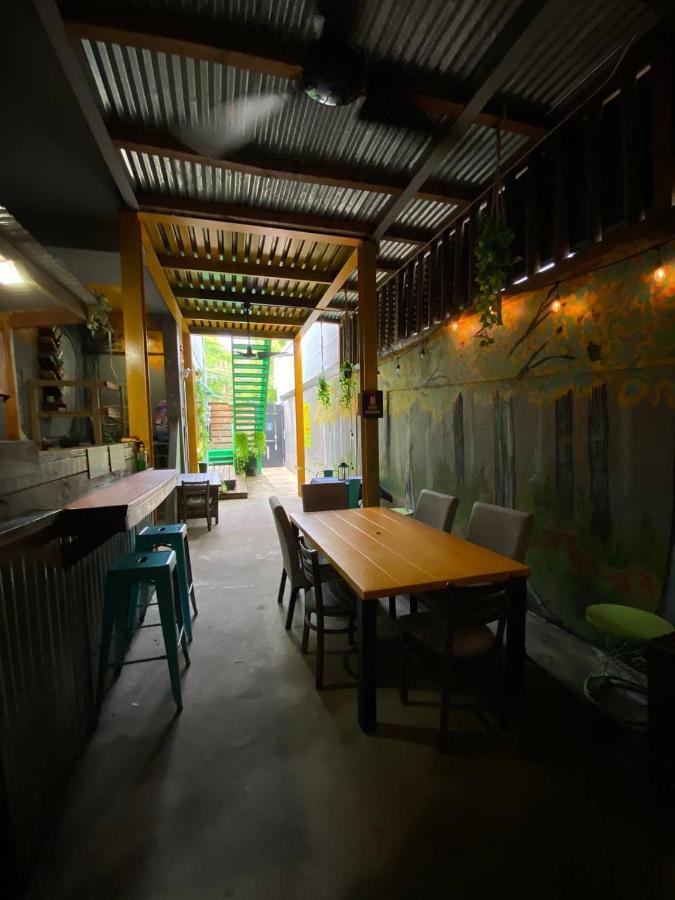 1802 At San Juan Hostel Екстериор снимка