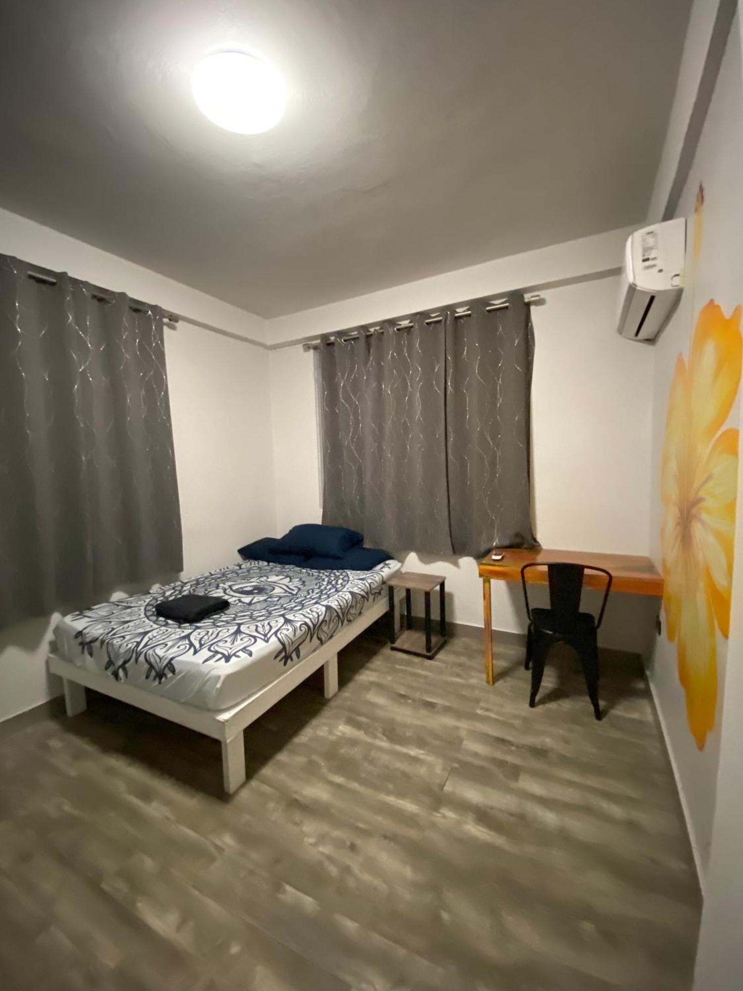 1802 At San Juan Hostel Екстериор снимка