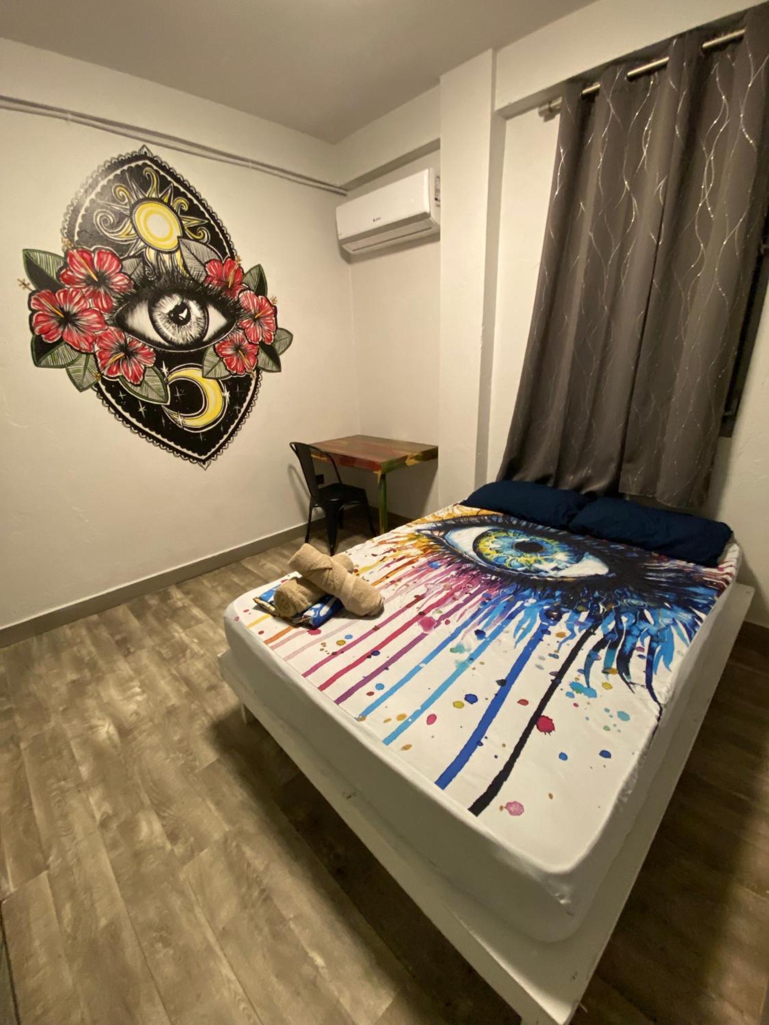 1802 At San Juan Hostel Екстериор снимка