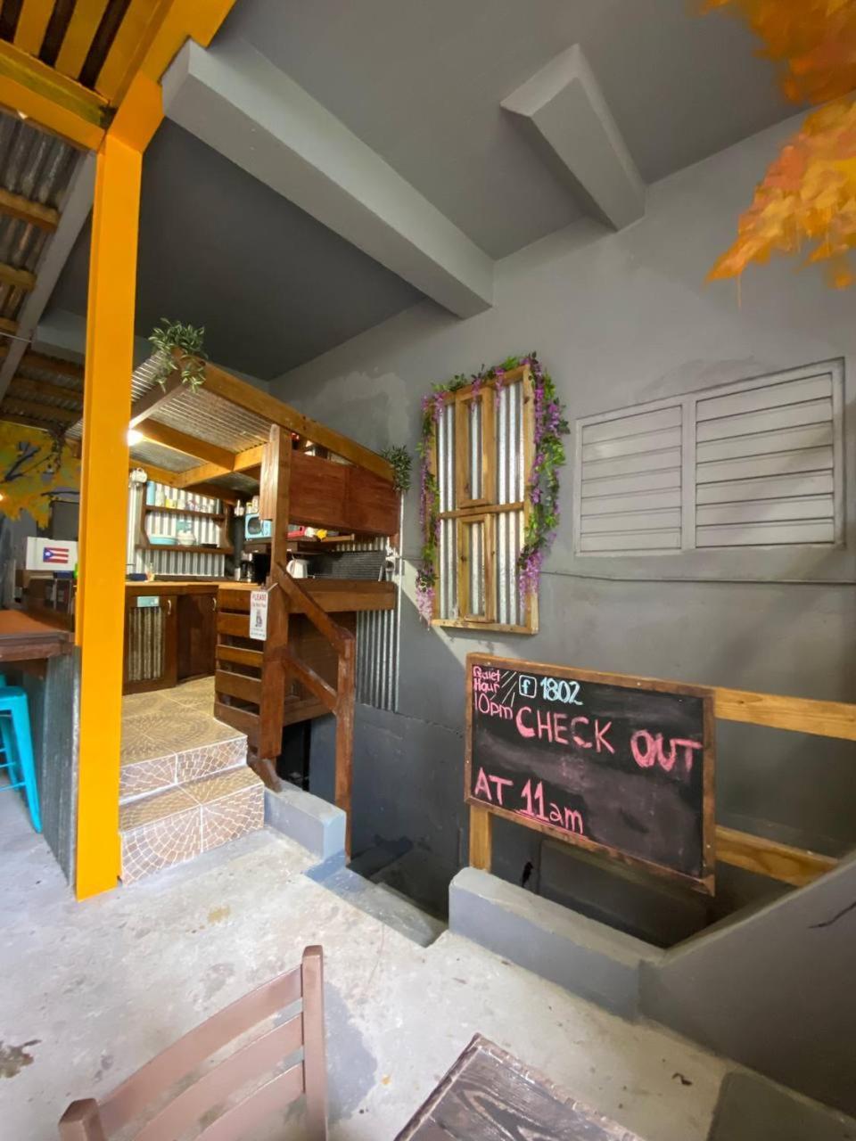 1802 At San Juan Hostel Екстериор снимка